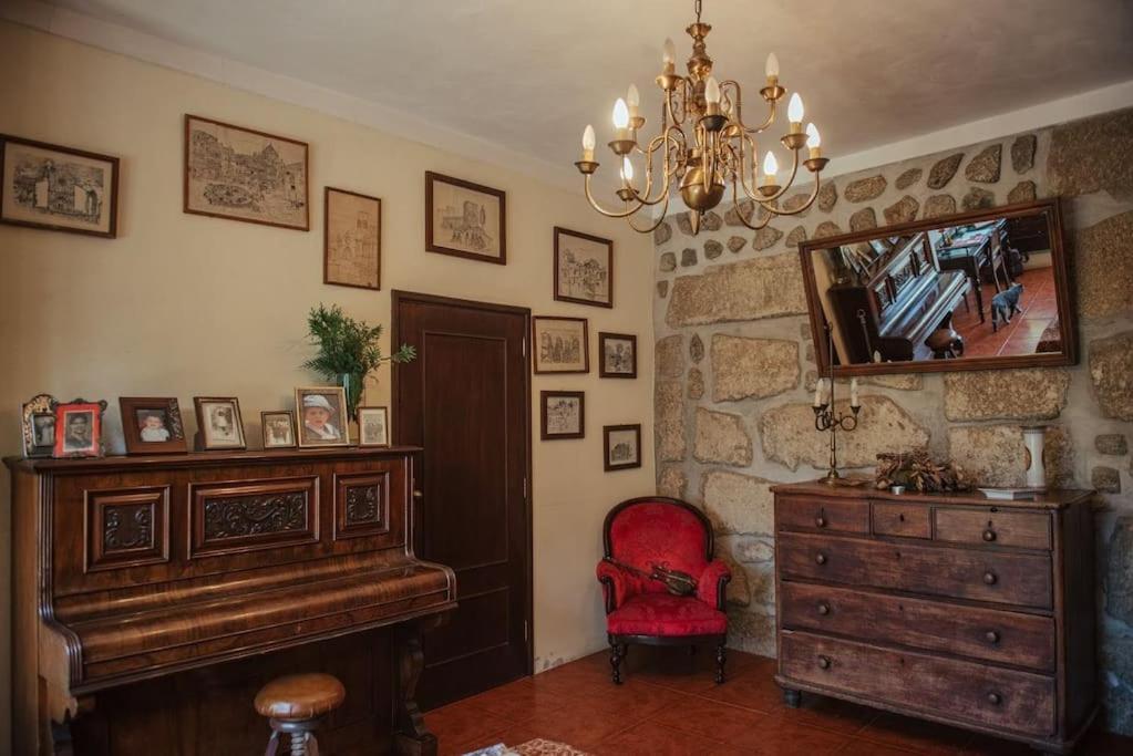 Villa Casa De Marlaes Lousada Exterior foto